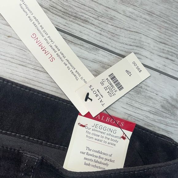 Talbots Velveteen Flawless Five Pocket Curvy Jegging size 12P NWT - Picture 2 of 5